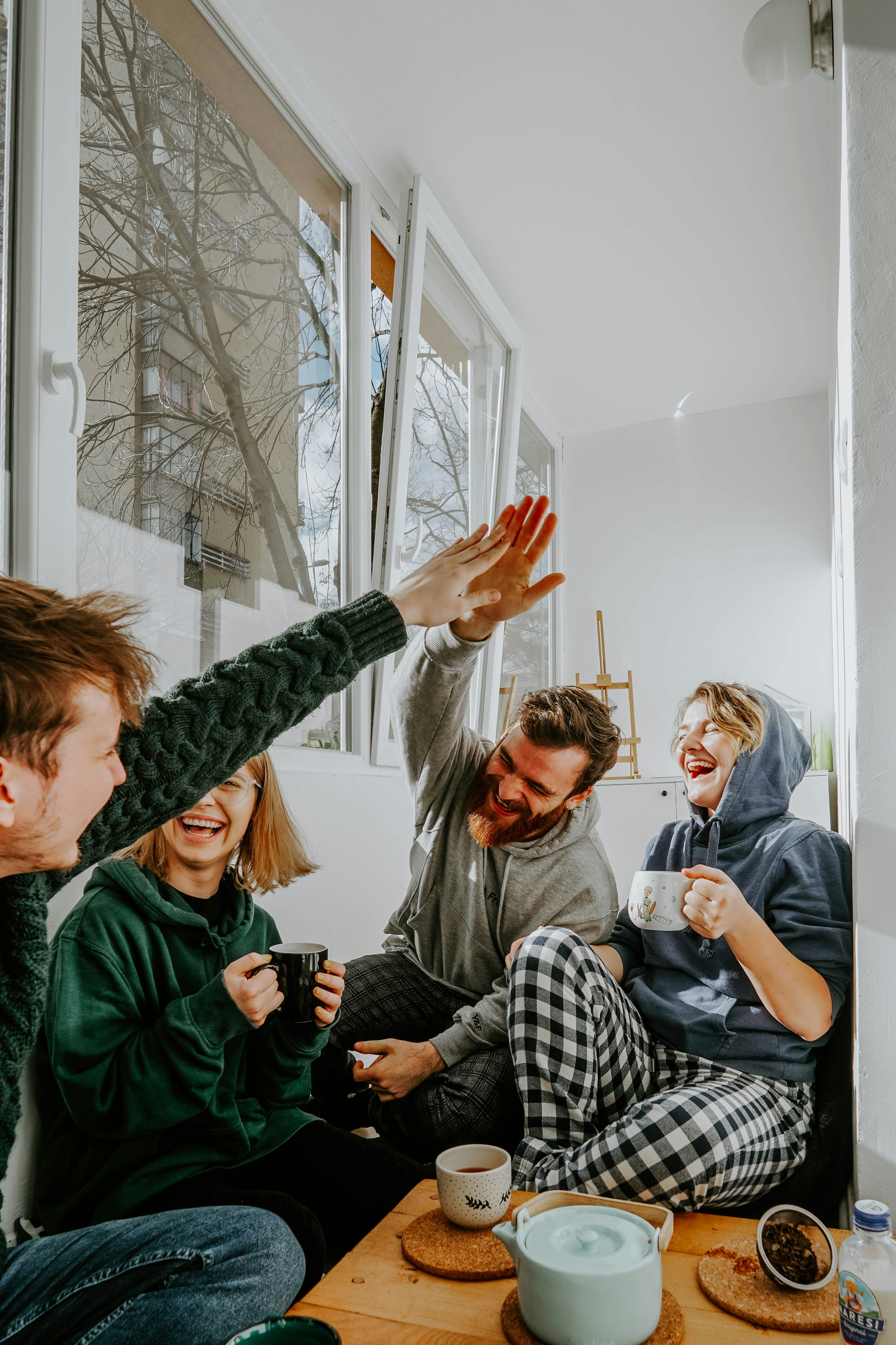 sosiale gruppe mennesker, foto: Unsplash